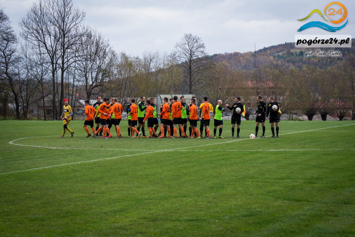 Derby Pogórza - GKS Gromnik - KS Ciężkowianka (30.10.2016)